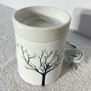 Scentsy White Black Ceramic Tilia Electric Wax Warmer